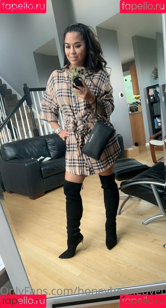 Honeybeenguyen2 Onlyfans Photo Gallery 