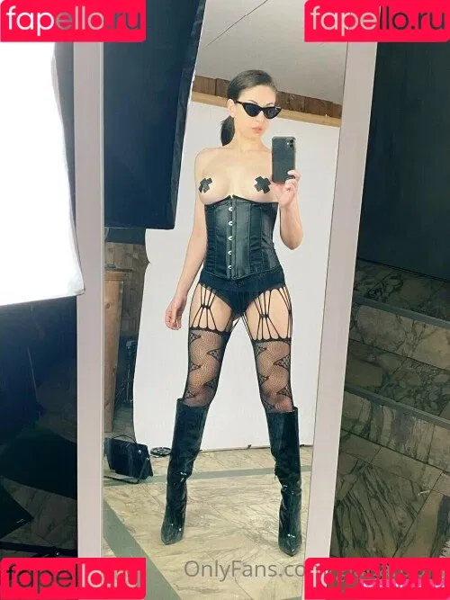 Giada Robin Onlyfans Photo Gallery 