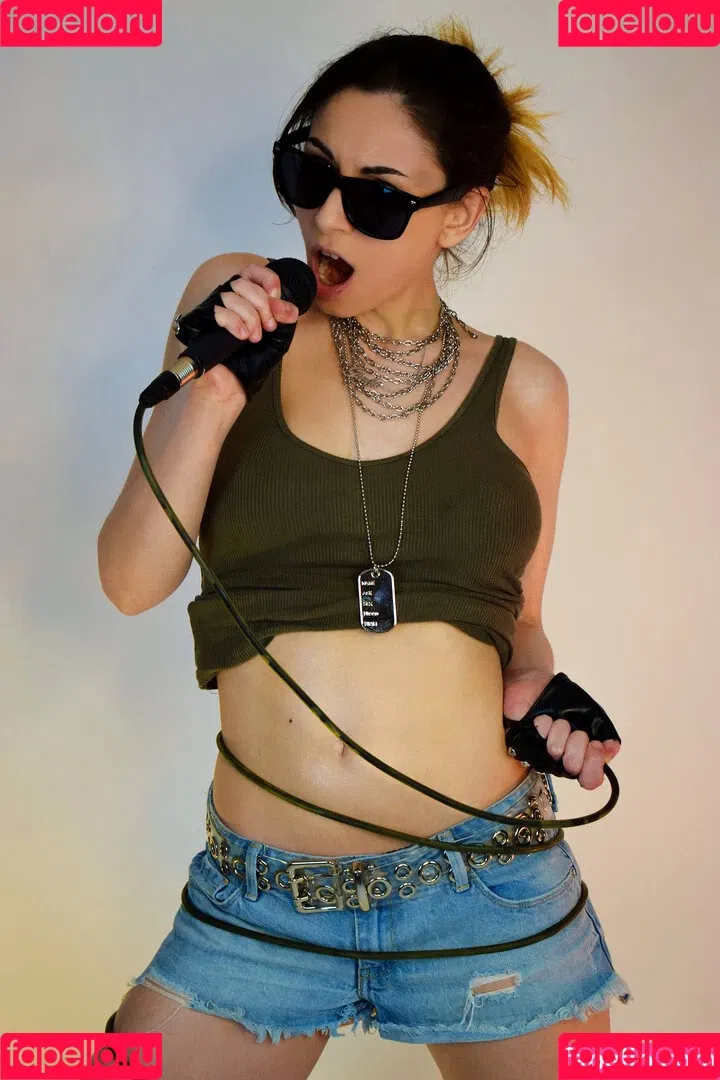Giada Robin Onlyfans Photo Gallery 