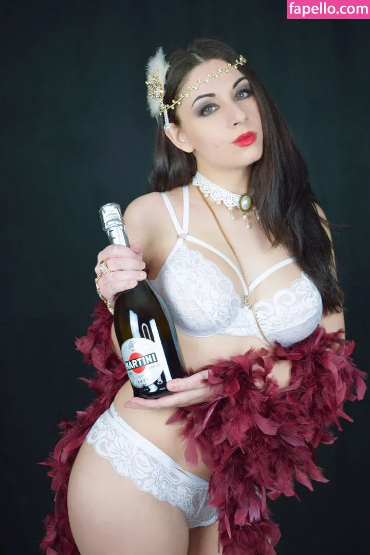 Giada Robin Onlyfans Photo Gallery 