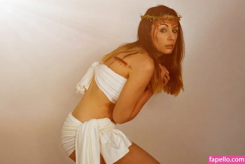 Giada Robin Onlyfans Photo Gallery 