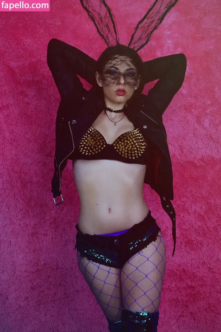 Giada Robin Onlyfans Photo Gallery 