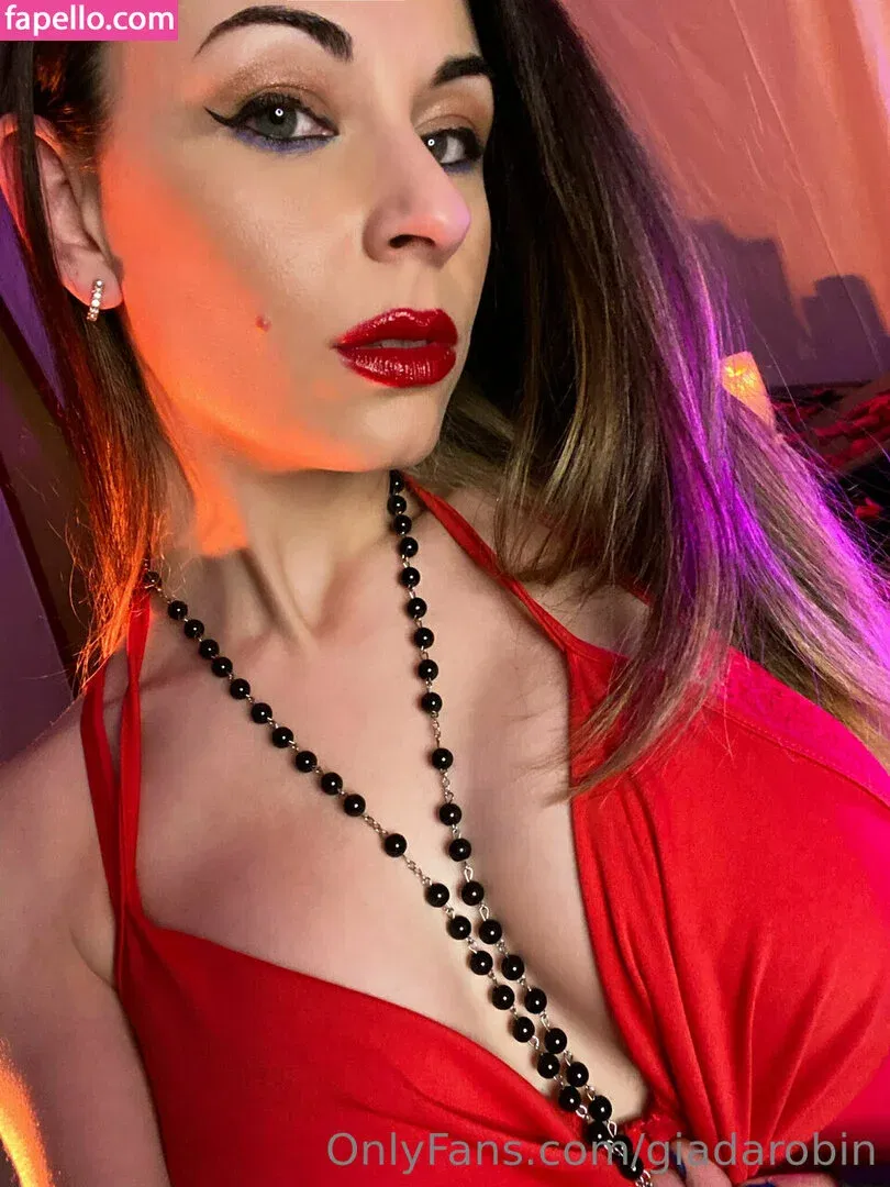 Giada Robin Onlyfans Photo Gallery 