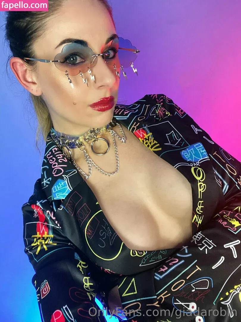 Giada Robin Onlyfans Photo Gallery 