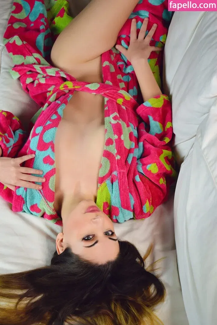 Giada Robin Onlyfans Photo Gallery 