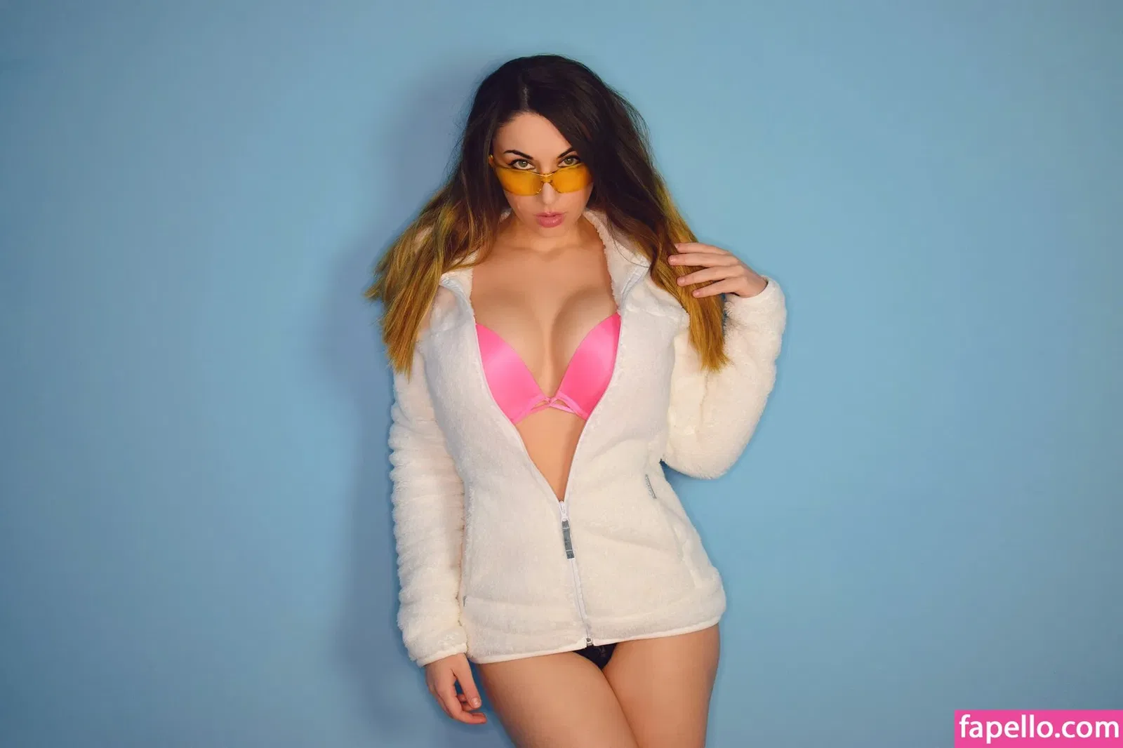 Giada Robin Onlyfans Photo Gallery 