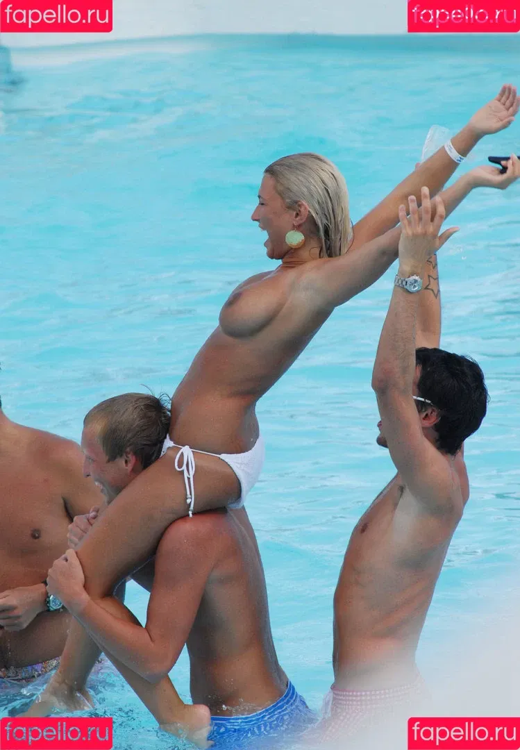 Billie Faiers Onlyfans Photo Gallery 
