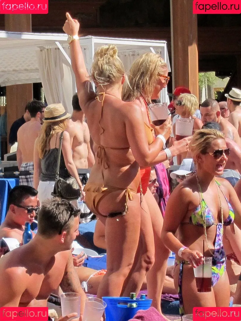 Billie Faiers Onlyfans Photo Gallery 