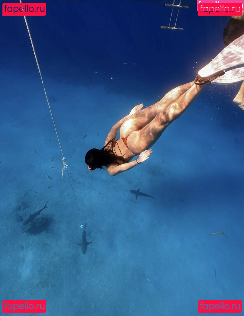 Tara Yummy / taratasty / tarayummyy Onlyfans Photo Gallery 