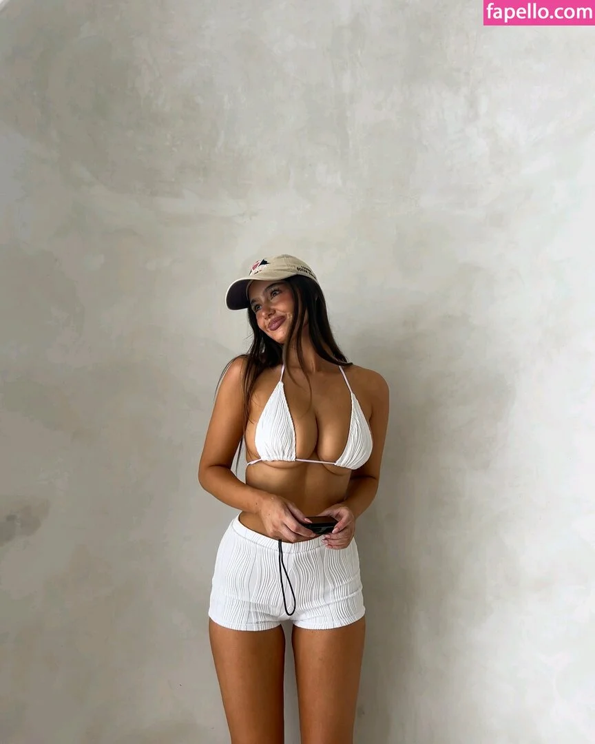 Ella Cervetto Onlyfans Photo Gallery 