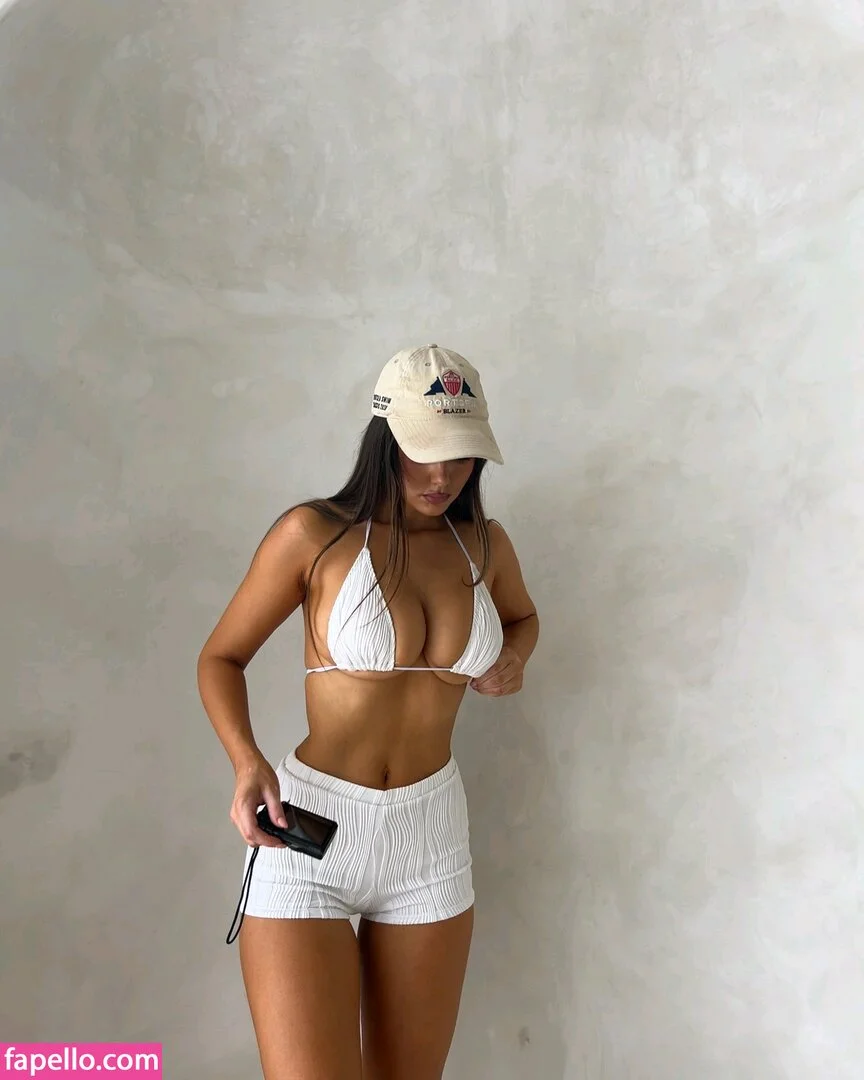 Ella Cervetto Onlyfans Photo Gallery 