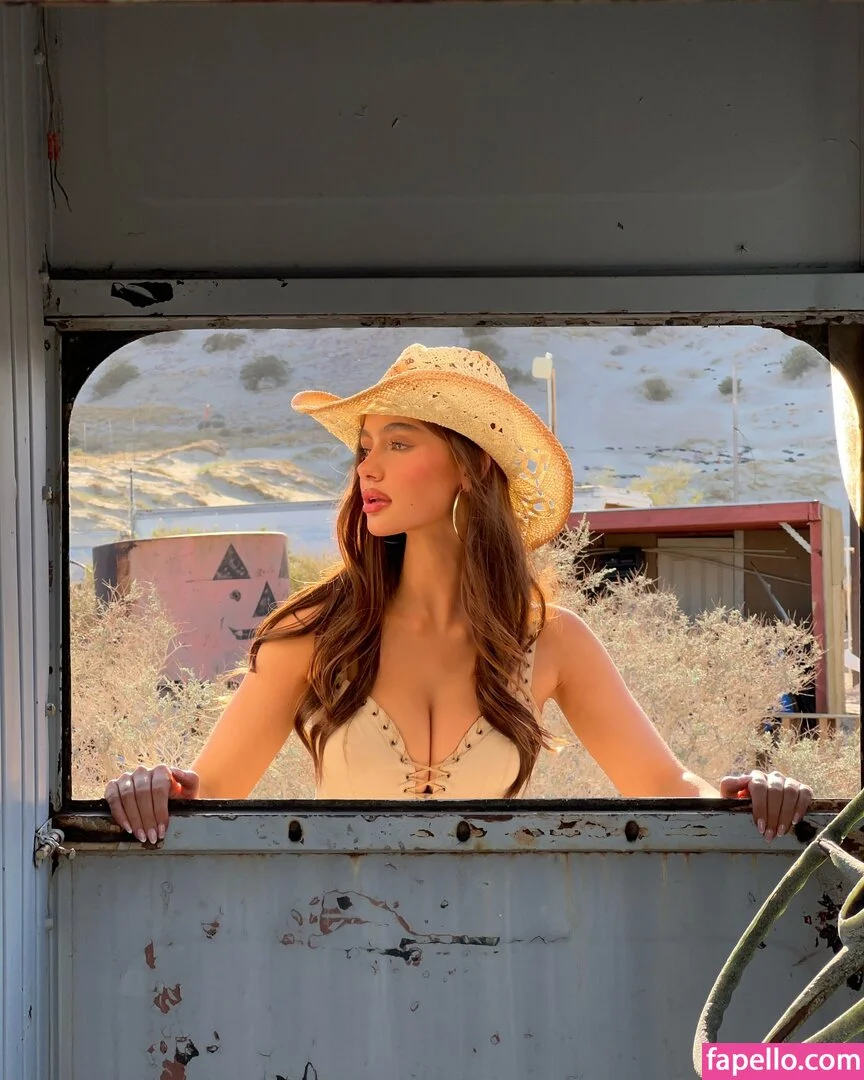 Ella Cervetto Onlyfans Photo Gallery 