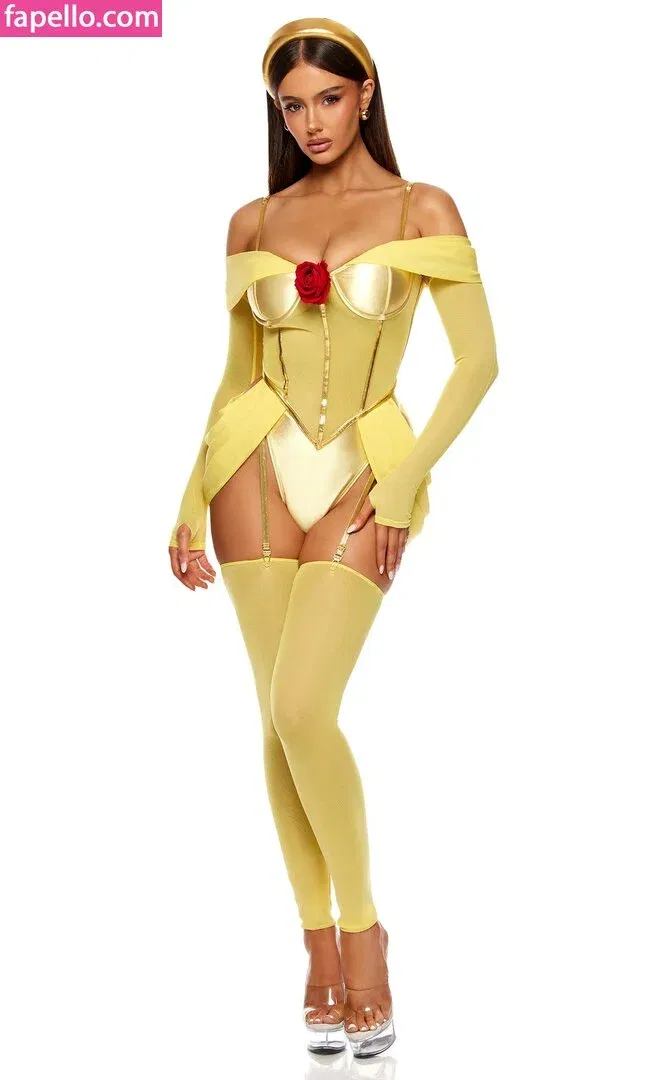 Ella Cervetto Onlyfans Photo Gallery 