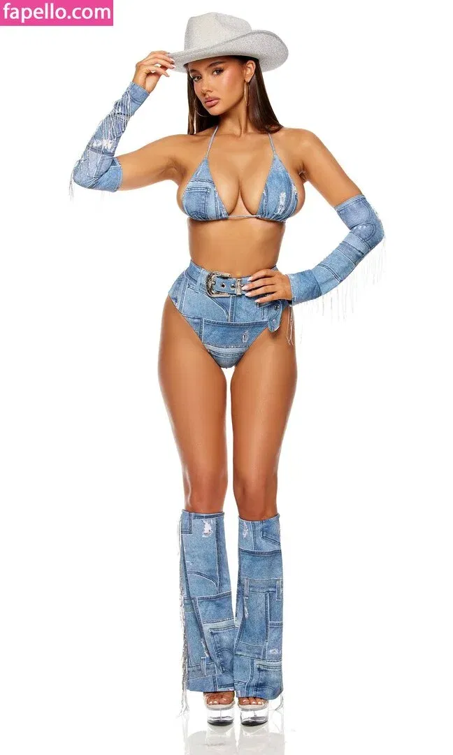 Ella Cervetto Onlyfans Photo Gallery 