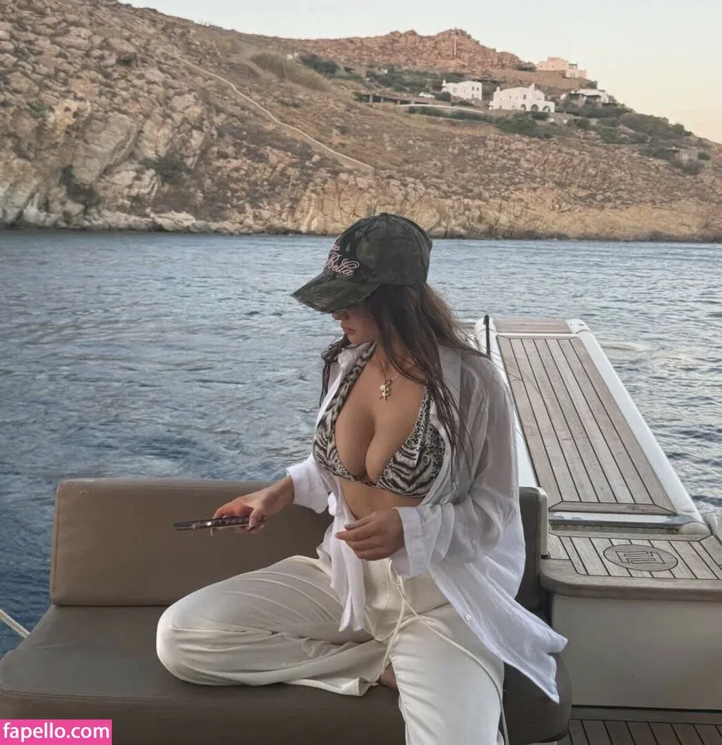 Ella Cervetto Onlyfans Photo Gallery 