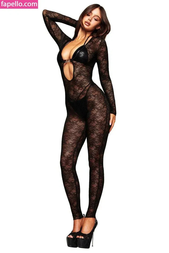 Ella Cervetto Onlyfans Photo Gallery 