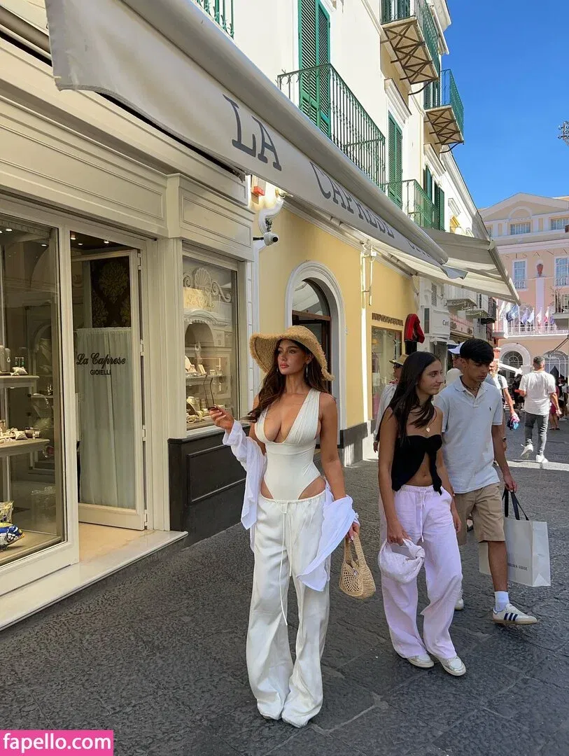 Ella Cervetto Onlyfans Photo Gallery 