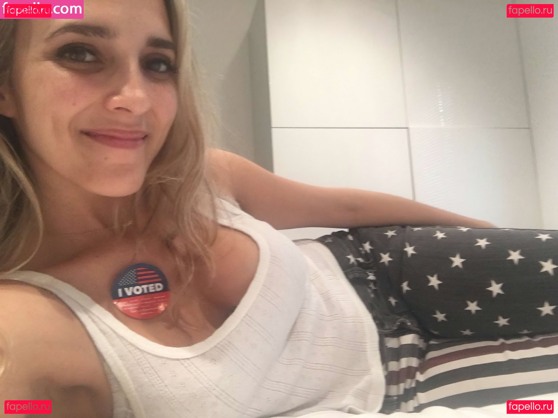 Roxy Paper Scissors / roxystriar Onlyfans Photo Gallery 