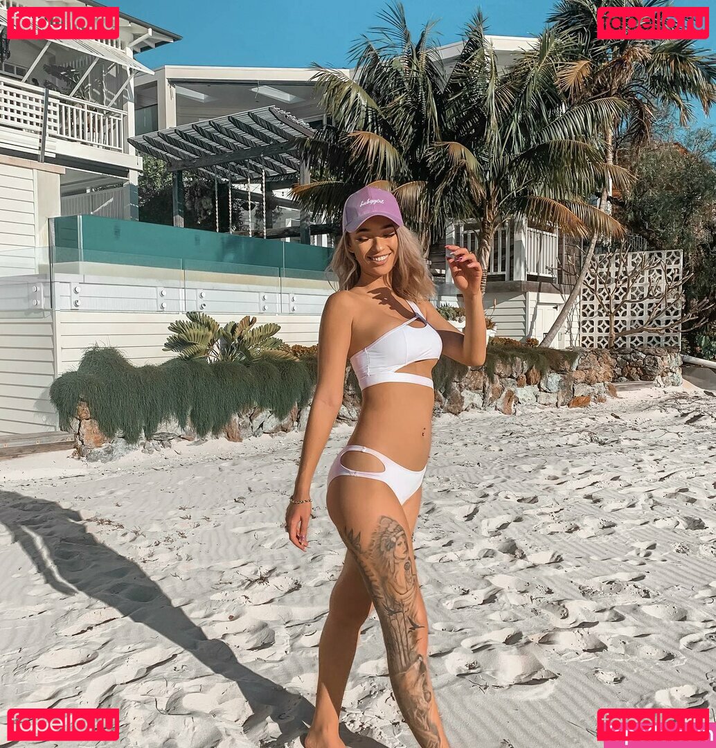 misschilli Onlyfans Photo Gallery 