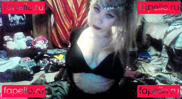 Twintailtsundere / tsunderetwintails Onlyfans Photo Gallery 