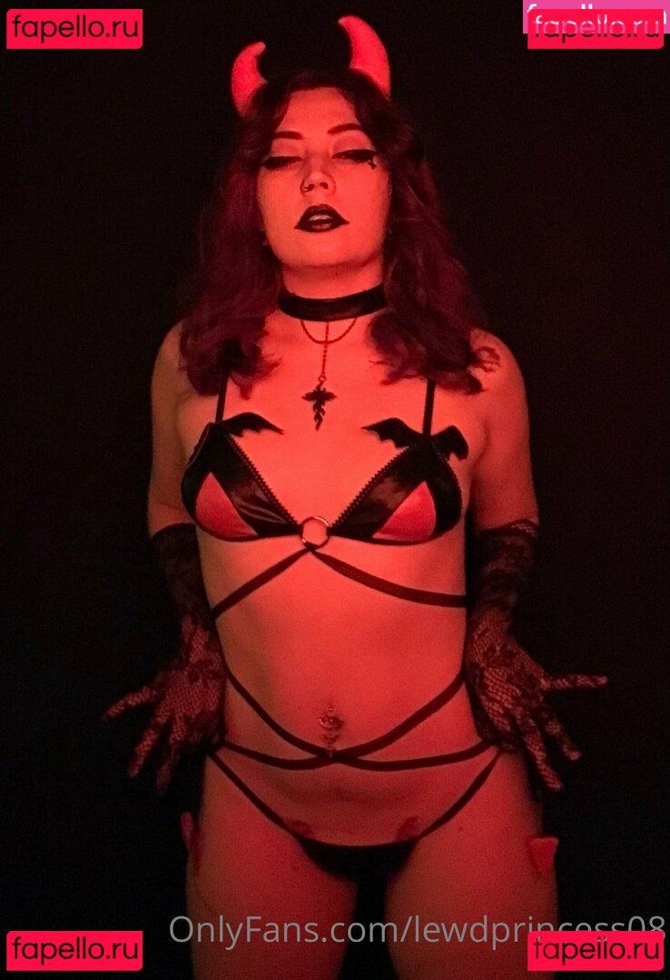 LewdPrincess08 / PrincessHaley1 Onlyfans Photo Gallery 