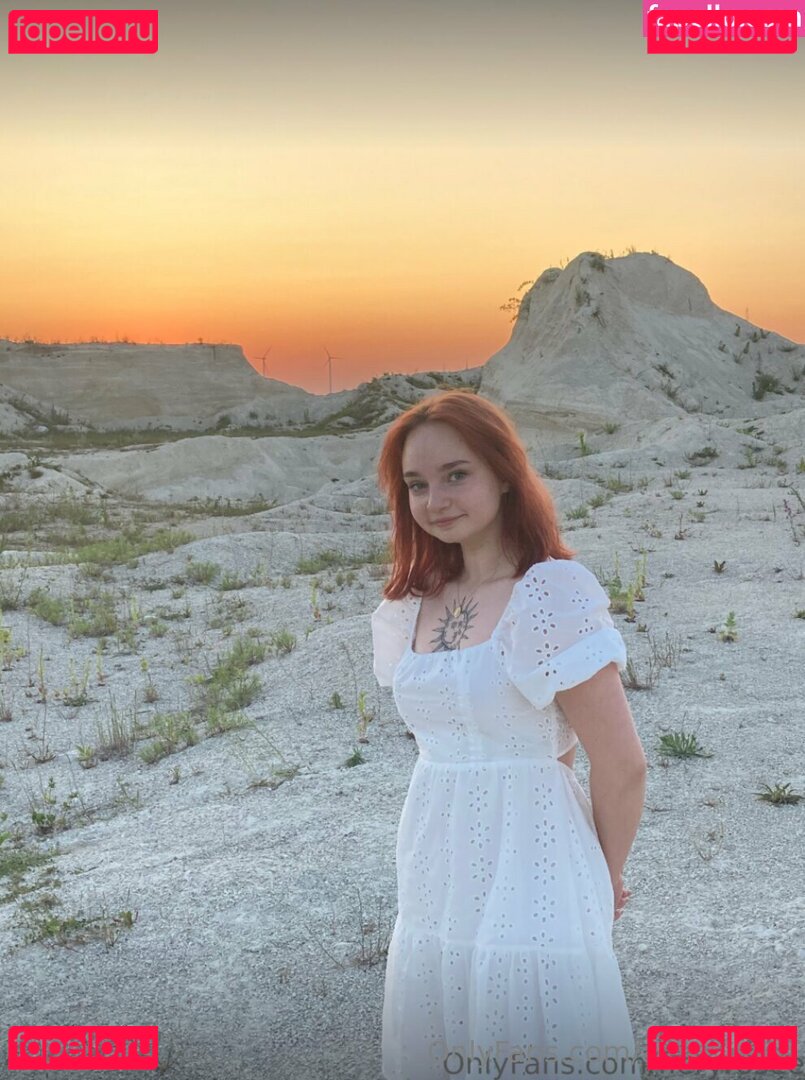 alexa_lake / lexarae93 Onlyfans Photo Gallery 