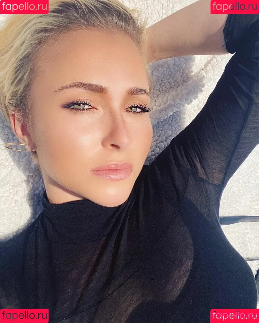 Hayden Panettiere Onlyfans Photo Gallery 