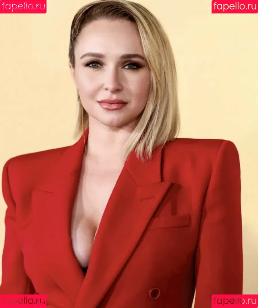 Hayden Panettiere Onlyfans Photo Gallery 