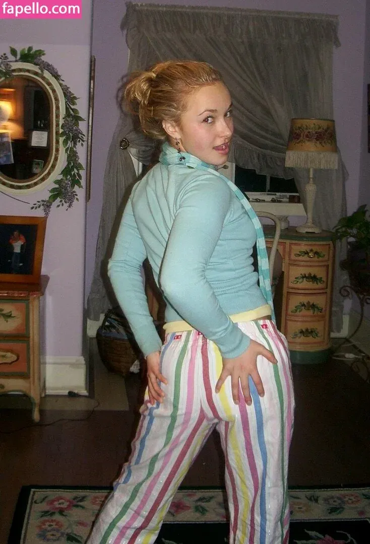 Hayden Panettiere Onlyfans Photo Gallery 