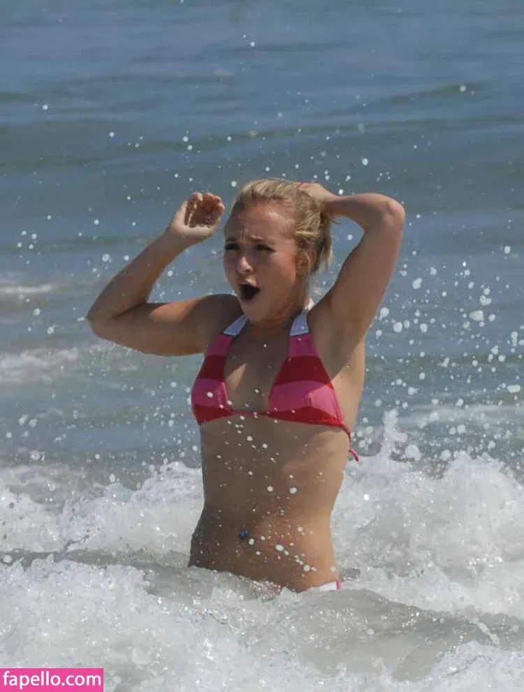 Hayden Panettiere Onlyfans Photo Gallery 