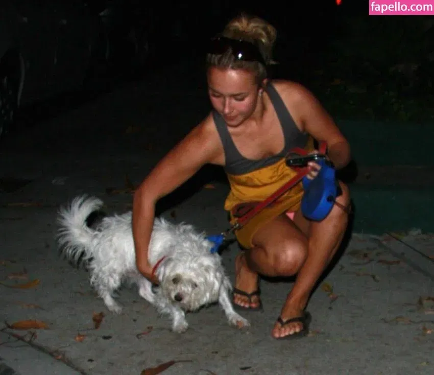 Hayden Panettiere Onlyfans Photo Gallery 