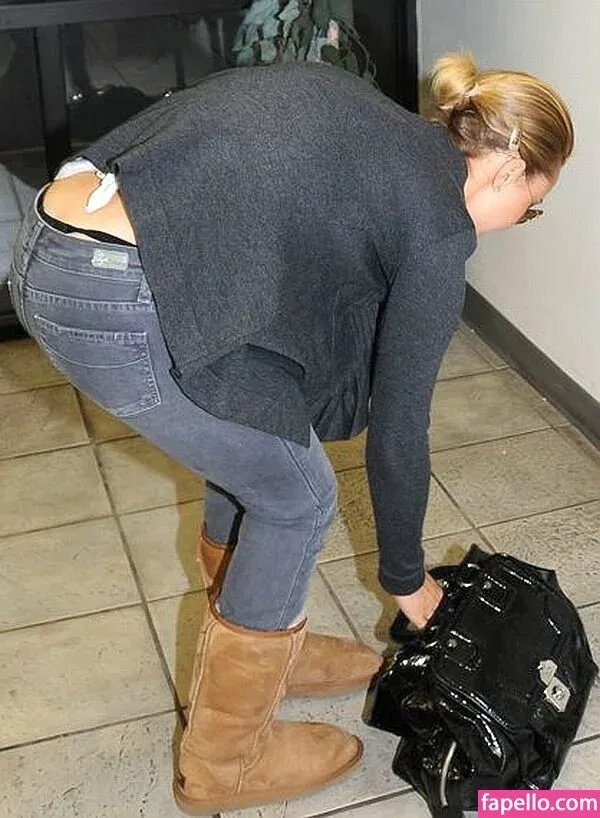 Hayden Panettiere Onlyfans Photo Gallery 