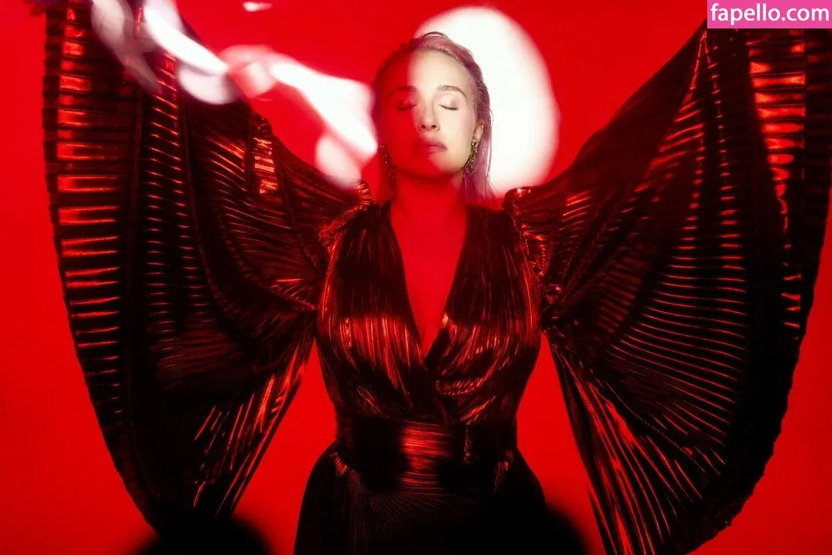 Hayden Panettiere Onlyfans Photo Gallery 