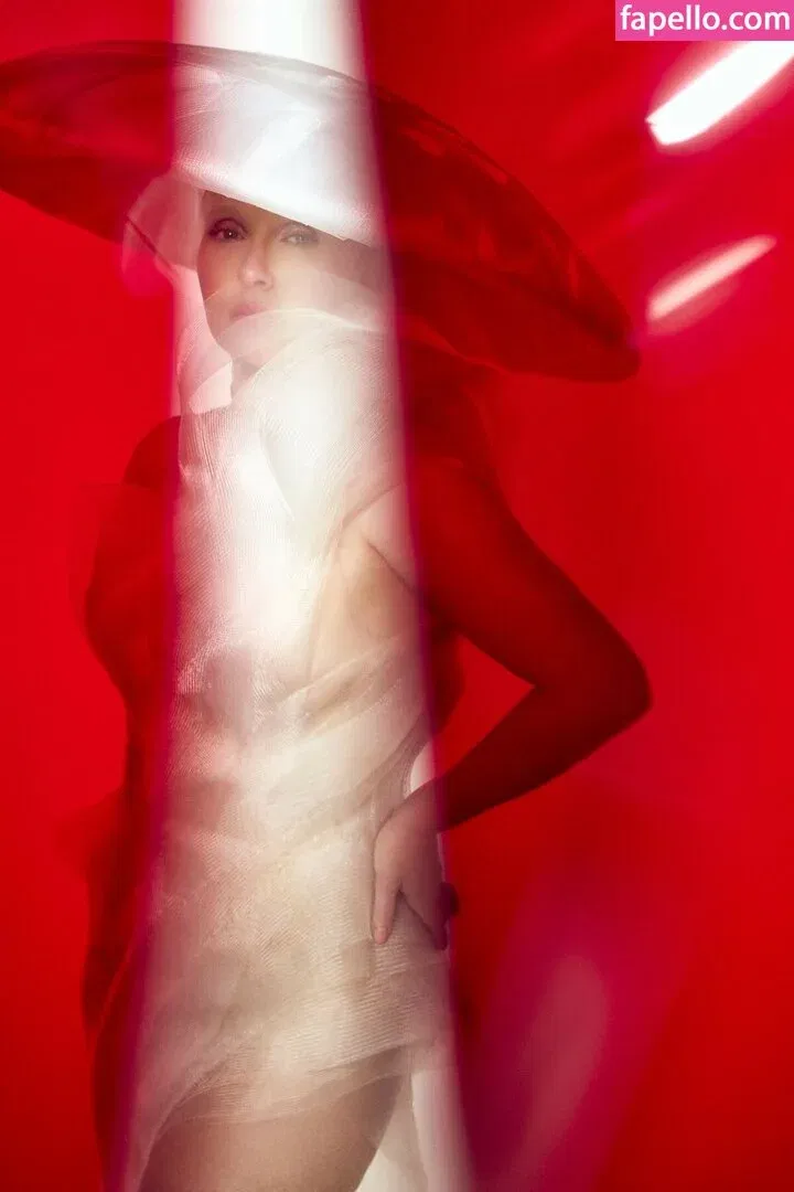 Hayden Panettiere Onlyfans Photo Gallery 