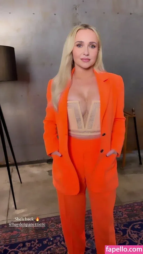 Hayden Panettiere Onlyfans Photo Gallery 