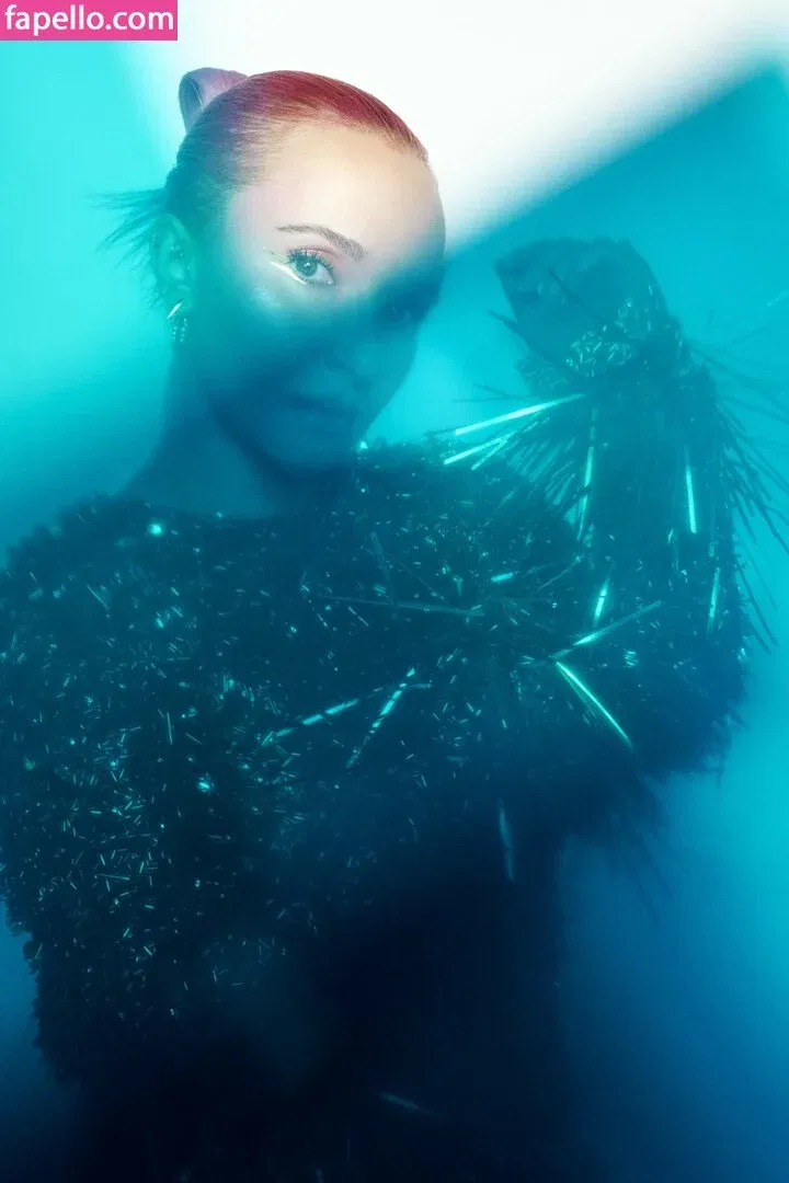 Hayden Panettiere Onlyfans Photo Gallery 