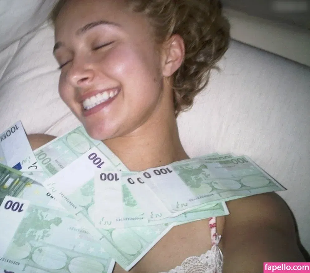 Hayden Panettiere Onlyfans Photo Gallery 