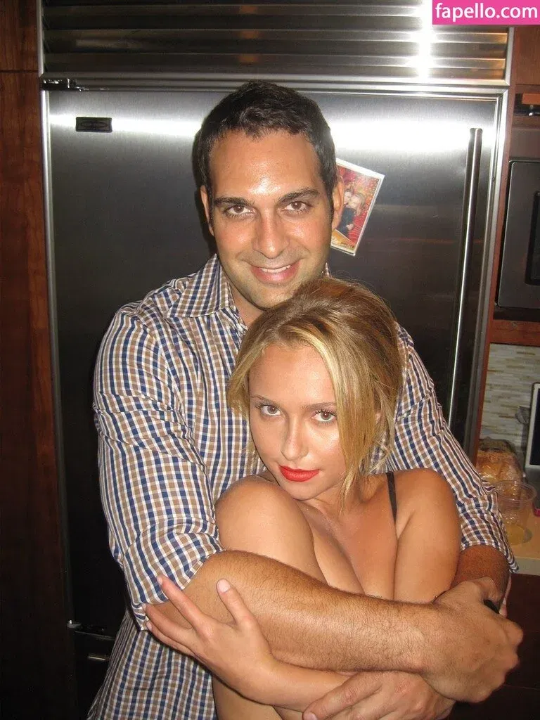 Hayden Panettiere Onlyfans Photo Gallery 