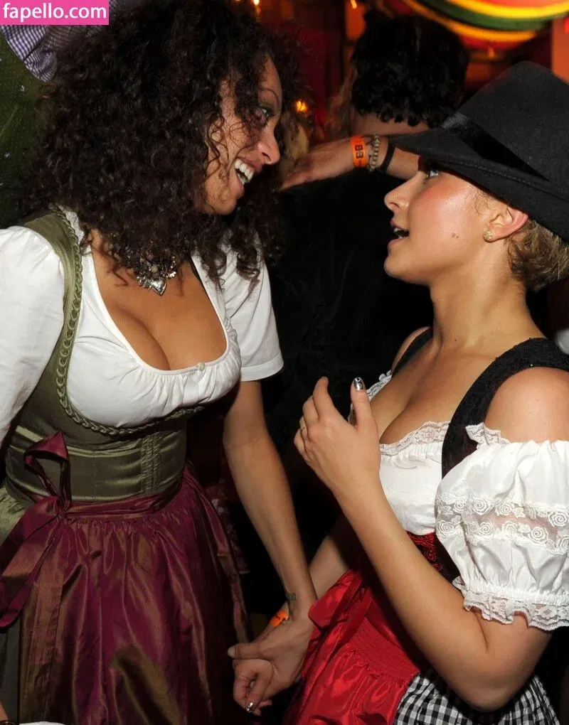 Hayden Panettiere Onlyfans Photo Gallery 