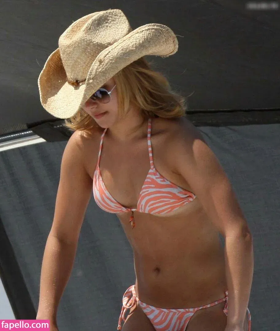 Hayden Panettiere Onlyfans Photo Gallery 