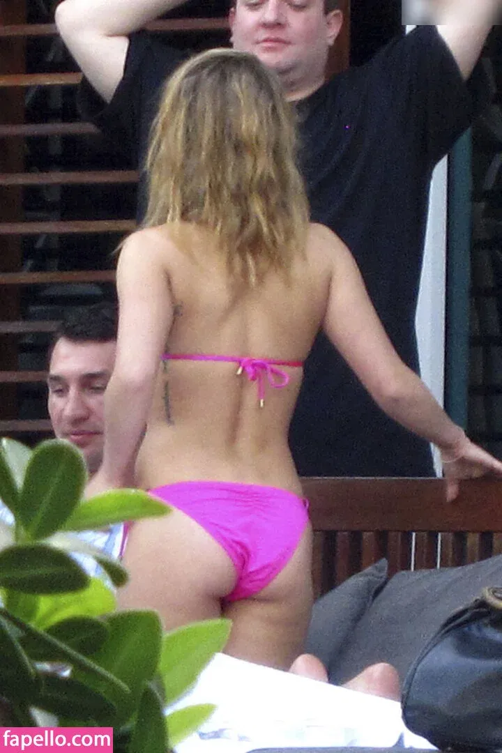 Hayden Panettiere Onlyfans Photo Gallery 