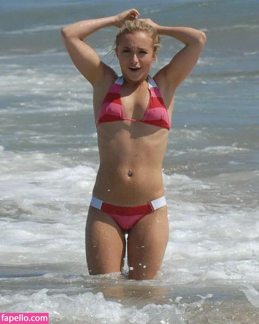 Hayden Panettiere Onlyfans Photo Gallery 