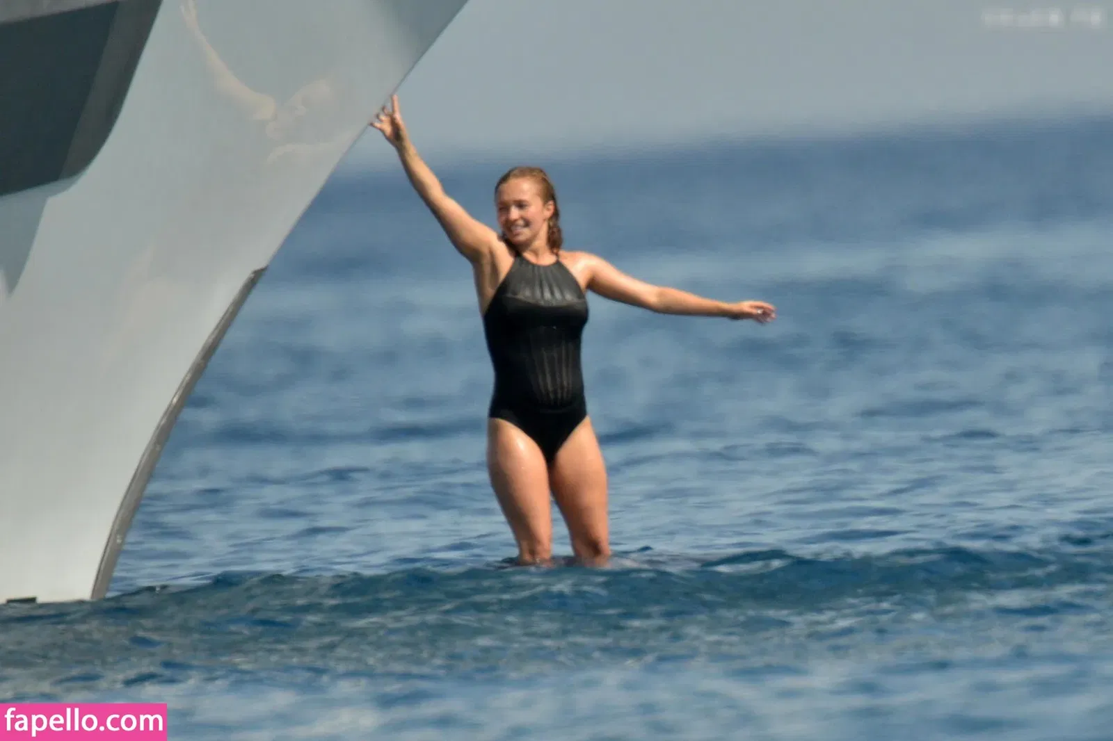 Hayden Panettiere Onlyfans Photo Gallery 