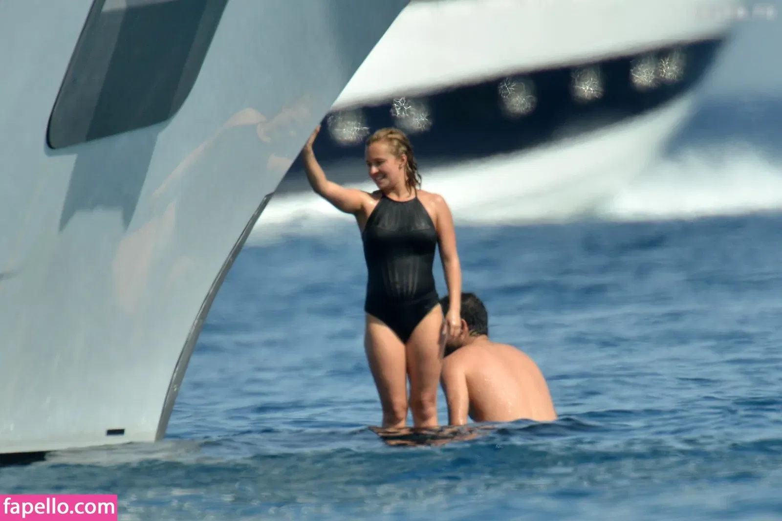 Hayden Panettiere Onlyfans Photo Gallery 