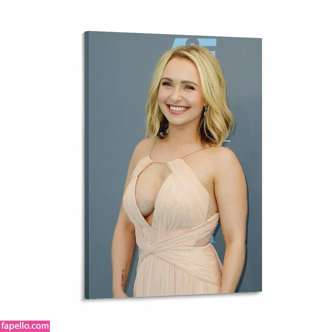 Hayden Panettiere Onlyfans Photo Gallery 