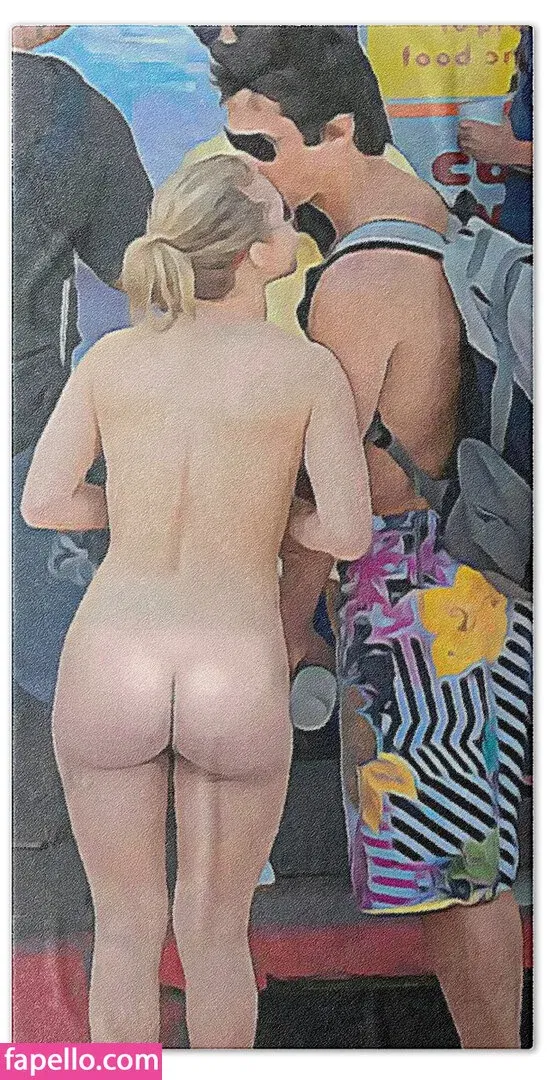 Hayden Panettiere Onlyfans Photo Gallery 