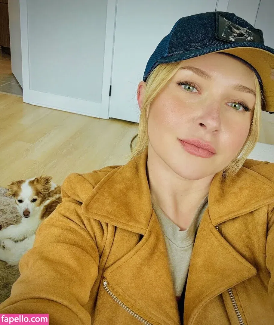 Hayden Panettiere Onlyfans Photo Gallery 