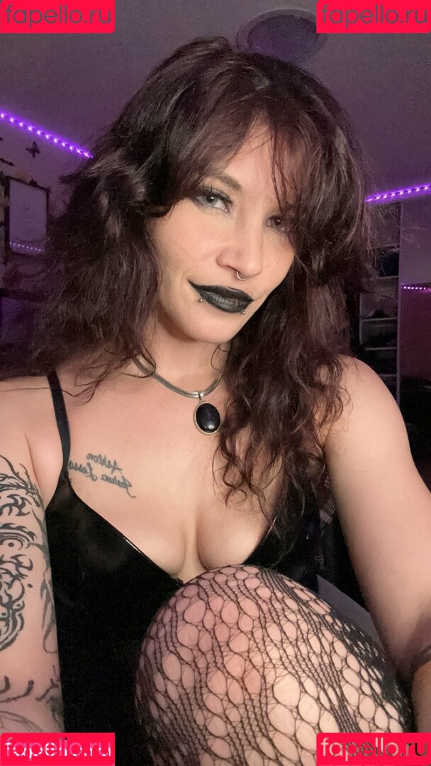 krowsandcastles Onlyfans Photo Gallery 