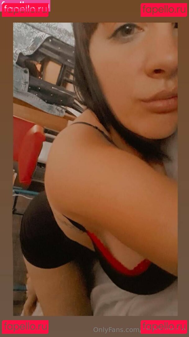 reyna_mom0 Onlyfans Photo Gallery 