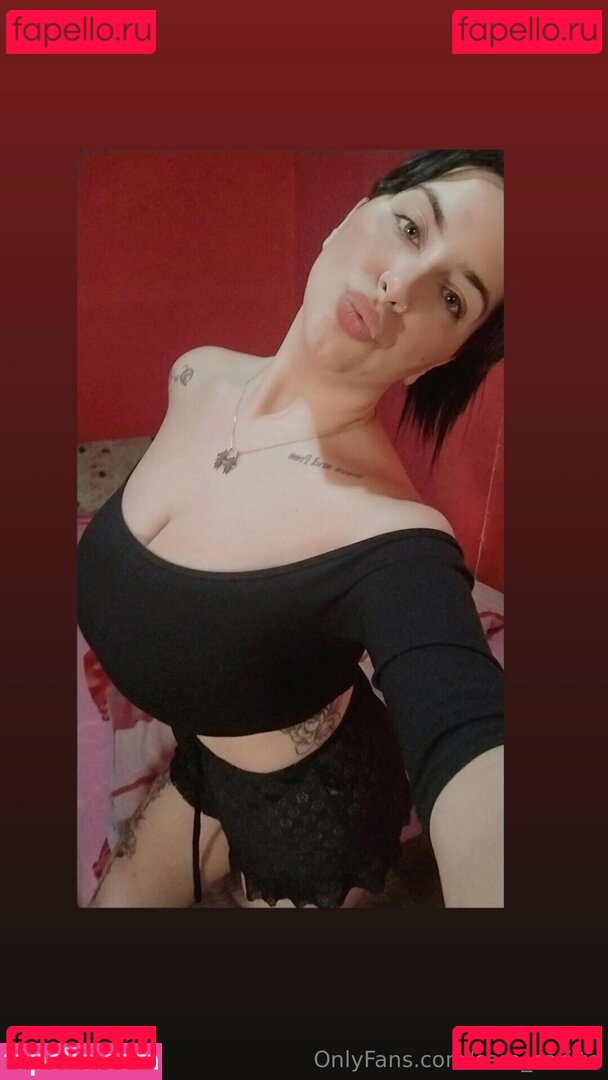 reyna_mom0 Onlyfans Photo Gallery 